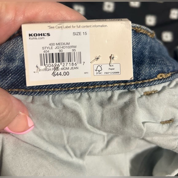 NWT Kohl’s So High Rise Mom Denim Jeans- size 15 - Picture 2 of 11